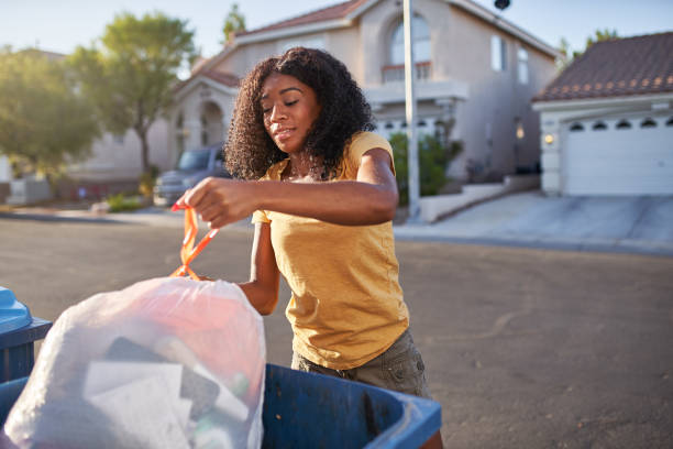 Best Yard Cleanup Services  in Vandenberg Af, CA