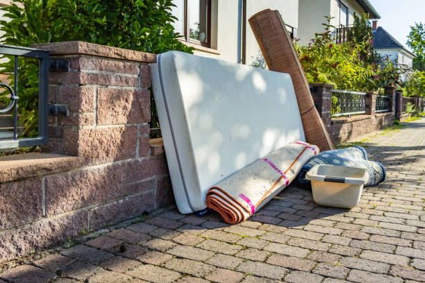 Best Yard Waste Removal  in Vandenberg Af, CA